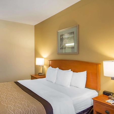 Quality Inn & Suites Midamerica Industrial Park Area Pryor Creek Экстерьер фото