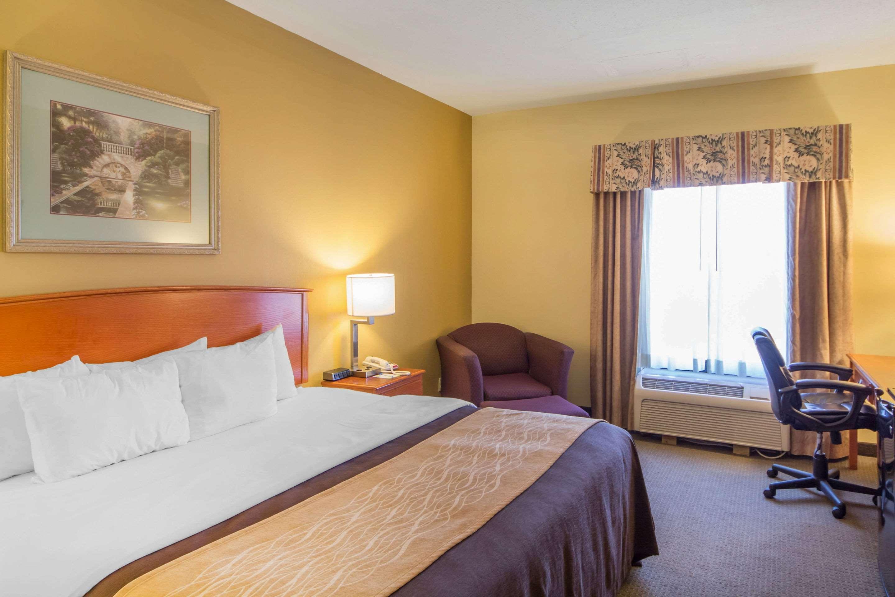 Quality Inn & Suites Midamerica Industrial Park Area Pryor Creek Экстерьер фото